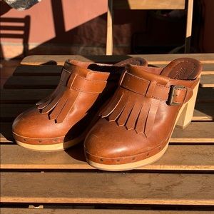 Madewell Brown Tassel clogs size 6
